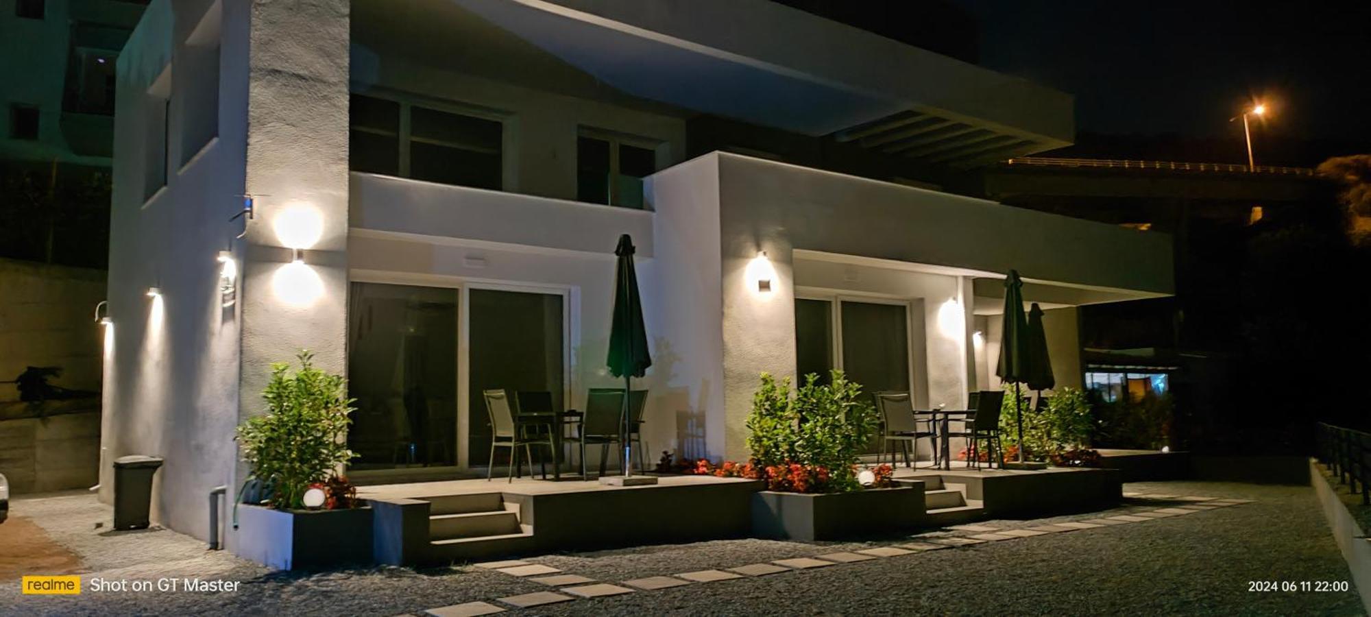 Aquarama Suites Nea Iraklitsa Exterior photo